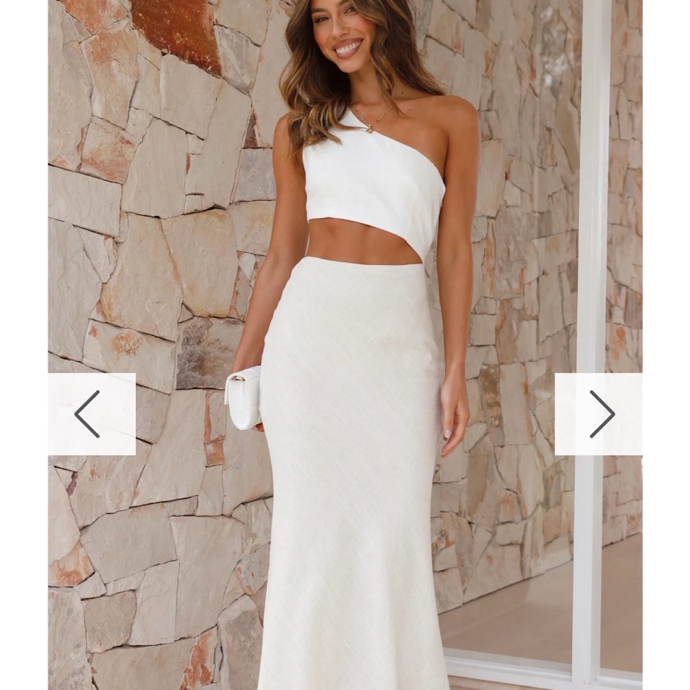 White One-Shoulder Maxi Dress